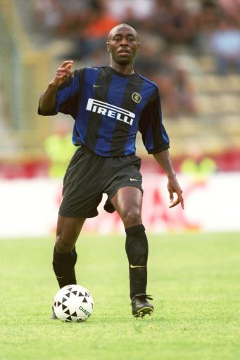 法用数据衡 法用数据衡