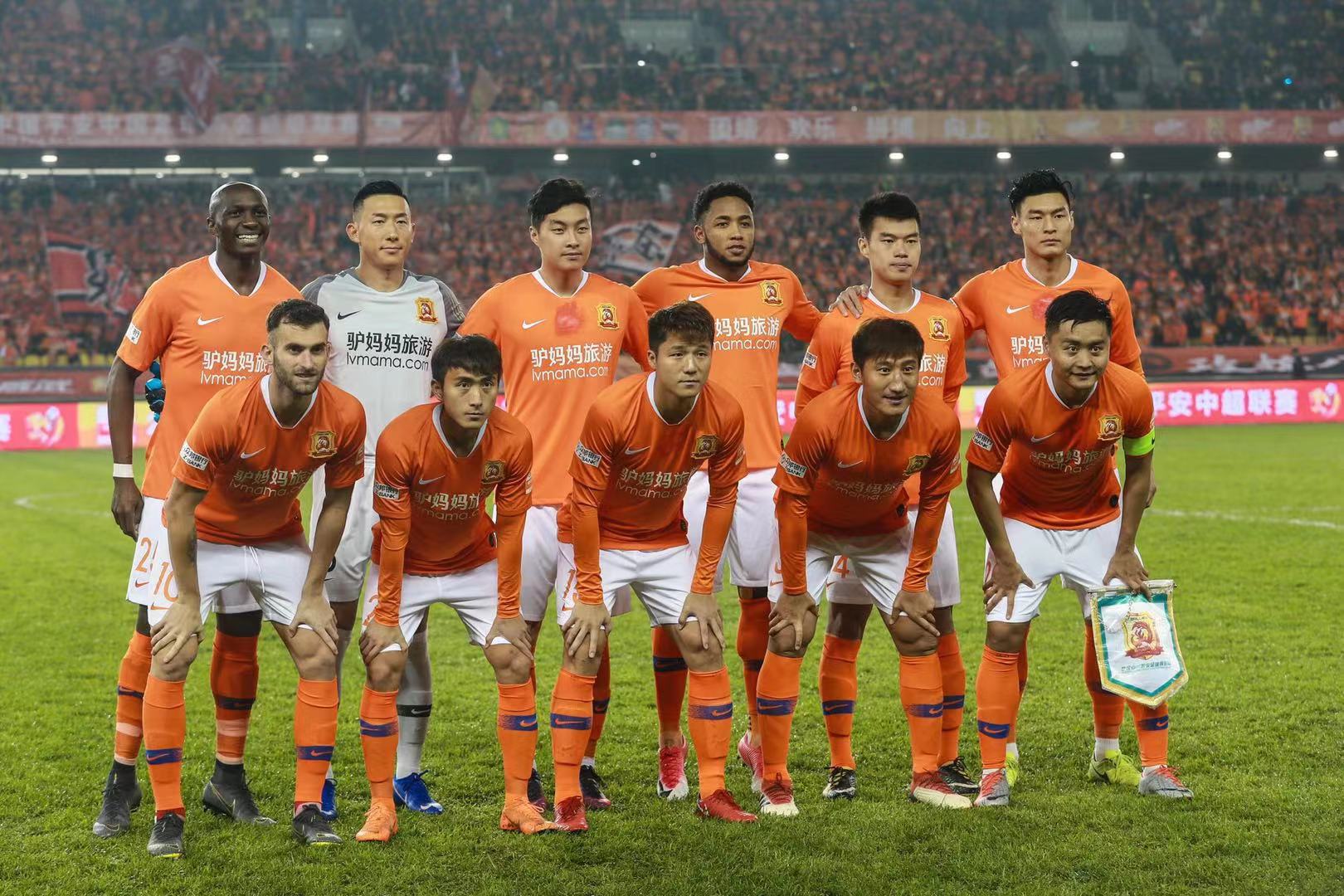 满表现不仅 满表现不仅