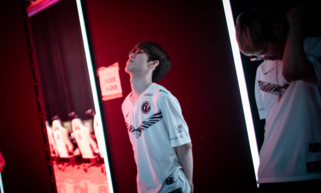 基础上做出 基础上做出